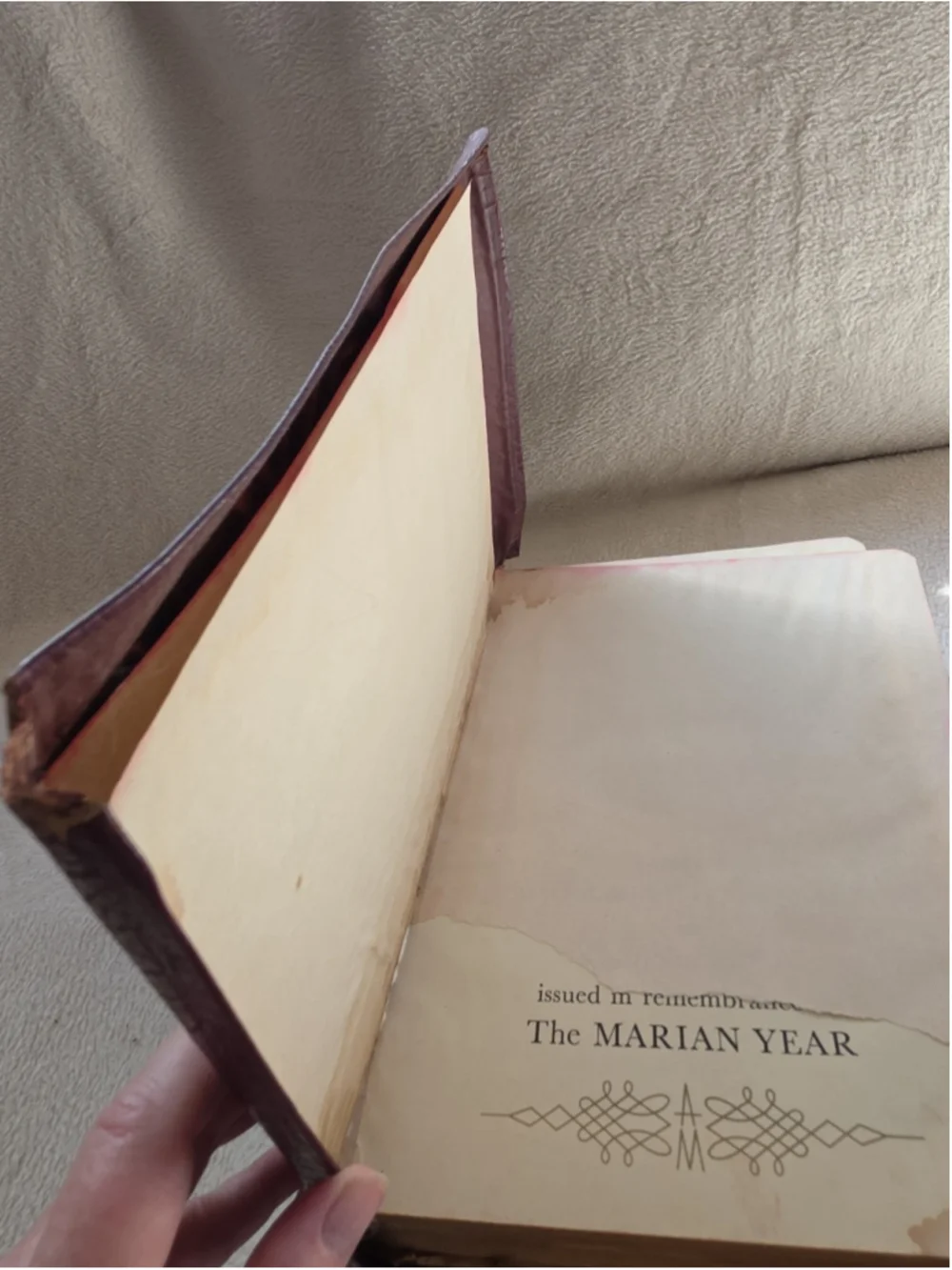Vintage 1953 Family Rosary Edition Holy Bible - Catholic Press, Rev. O'Connell